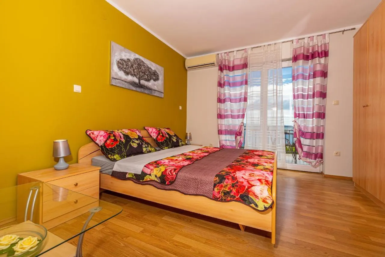 Apartments In Dramalj 41381