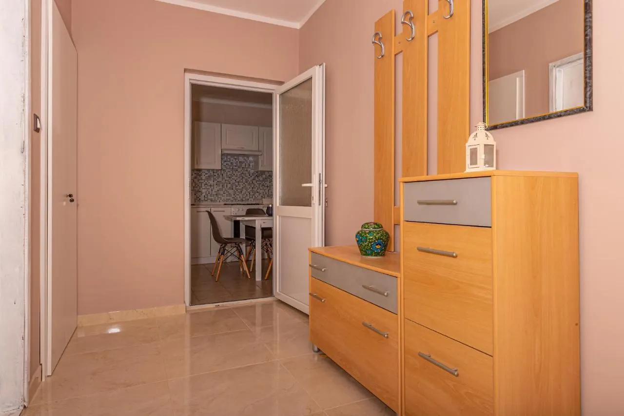 Apartments In Dramalj 41381