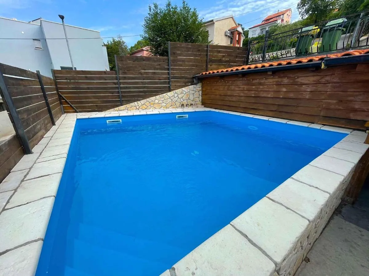 Apartments In Dramalj 41381