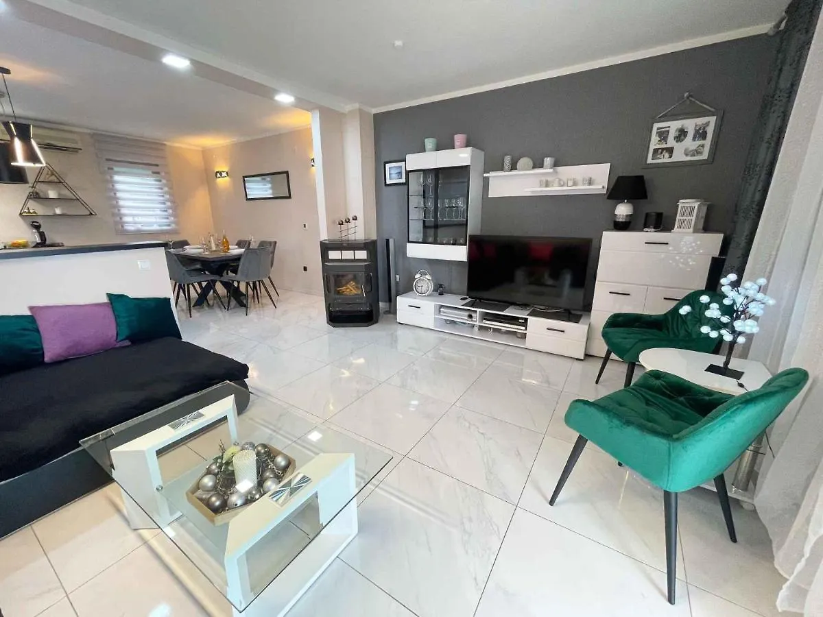 Apartments In Dramalj 41381
